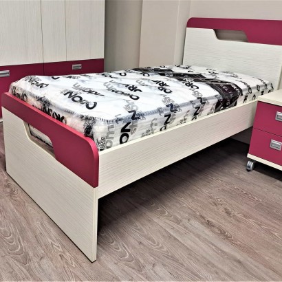 Ολοκληρωμένο ΣΕΤ παιδικού δωματίου με κρεβάτι, κομοδίνο, γραφείο, βιβλιοθήκη και ντουλάπα