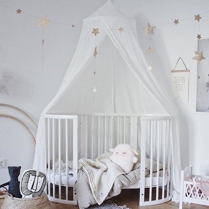 Bed canopy white